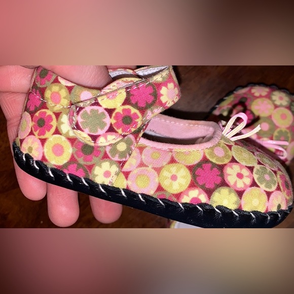 Pediped Baby Girl Floral Velcro Closure Soft Soled Mary Jane Shoes 6-12mos - Picture 4 of 10
